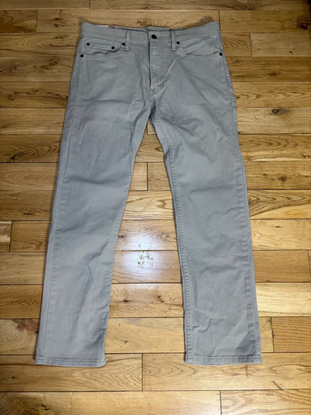 Men’s Light Beige Straight Leg Jeans W34 L30